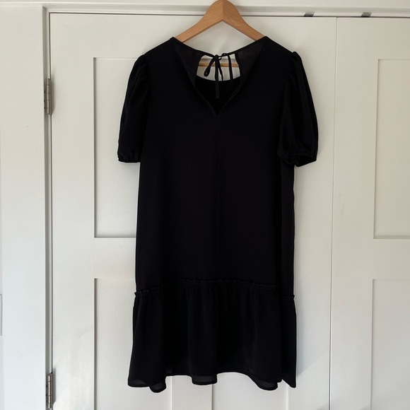 H&M Short Puff Sleeve Black Dress - Picture 4 of 9